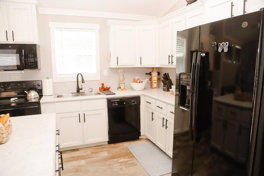 Villa The Little Getaway-Sleeps 4, Firepit, Pet Friendly Pottsboro Esterno foto