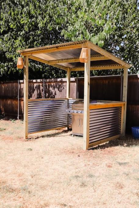 Villa The Little Getaway-Sleeps 4, Firepit, Pet Friendly Pottsboro Esterno foto